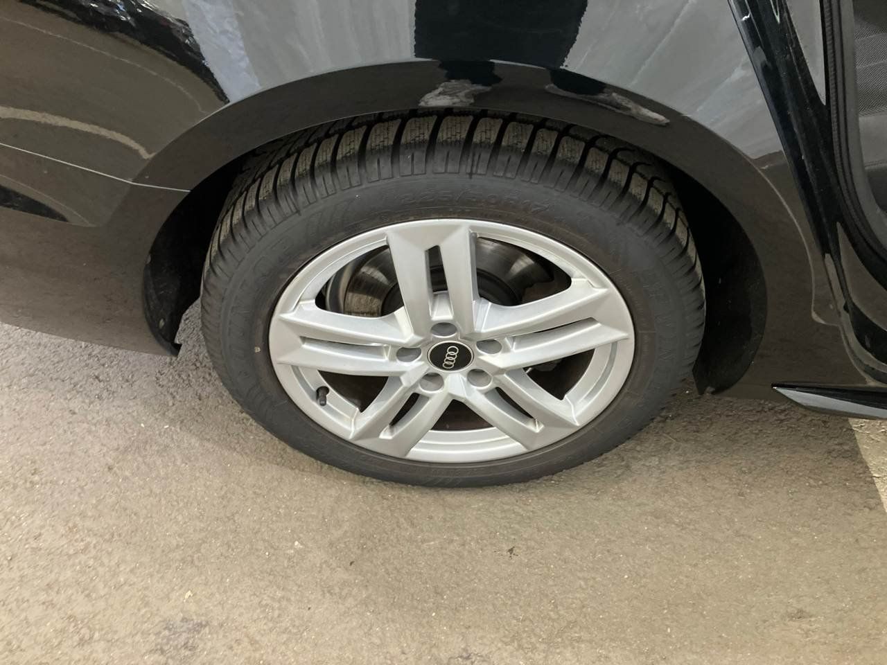 Audi A4 35 2.0 TDI Avant advanced AHK El.Heckkl. LED foto 11