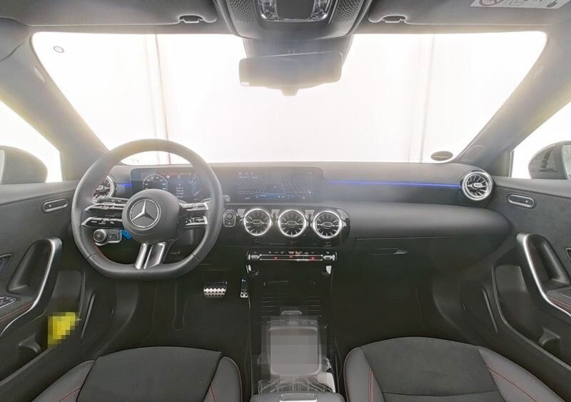 Mercedes-Benz A 200 AMG+FAHR-ASS+AHK+19"+NIGHT+KEYLESS-GO+AMBI foto 6