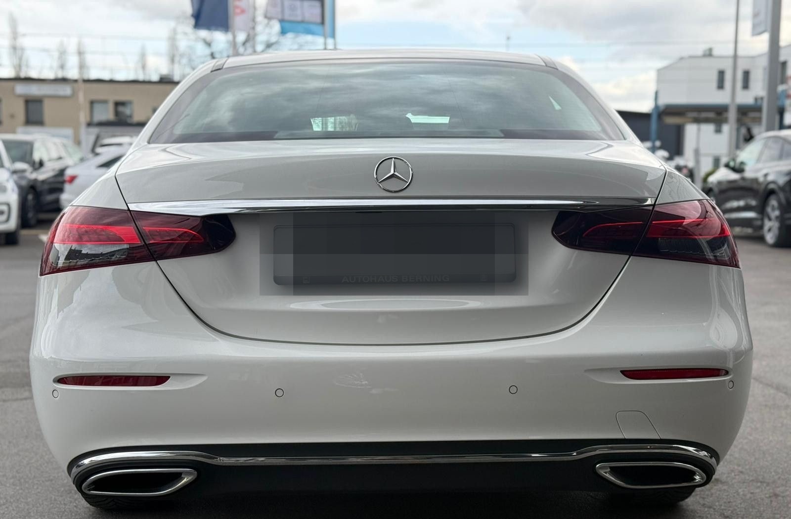 Mercedes-Benz E200 LIMOUSINE TOTWINKEL WIDESCREEN AVANTGARDE foto 6