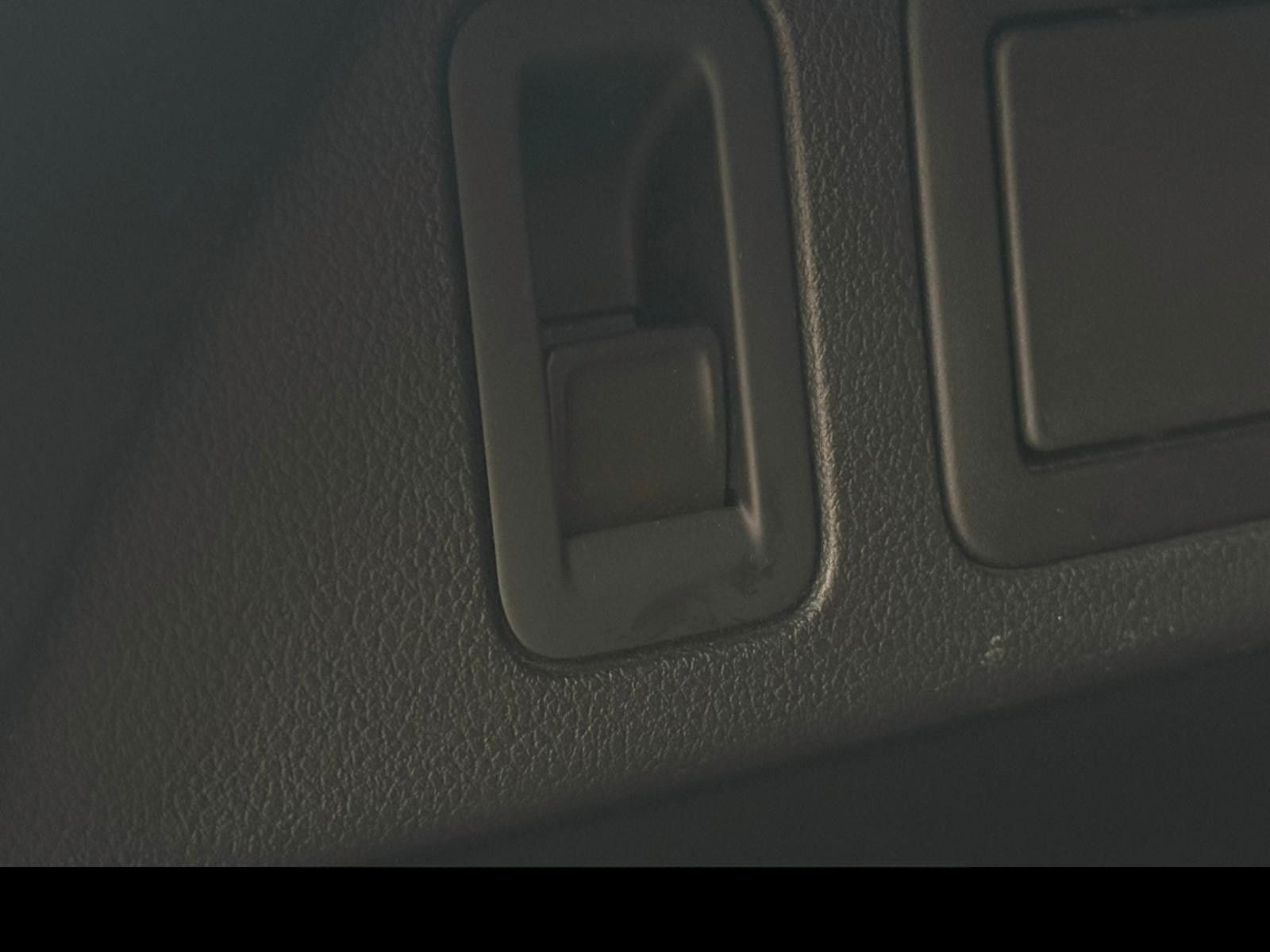 Volkswagen Tiguan Highline 2.0 TDI DSG 4MOTION, AHK, ACC foto 18