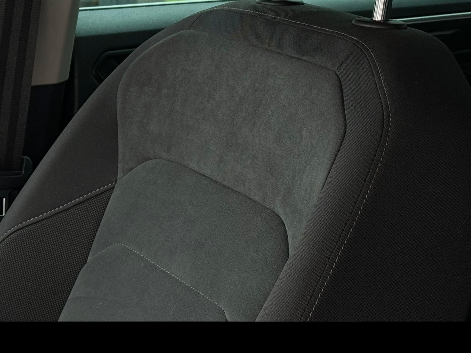 Volkswagen Tiguan Highline 2.0 TDI DSG 4MOTION, AHK, ACC foto 22