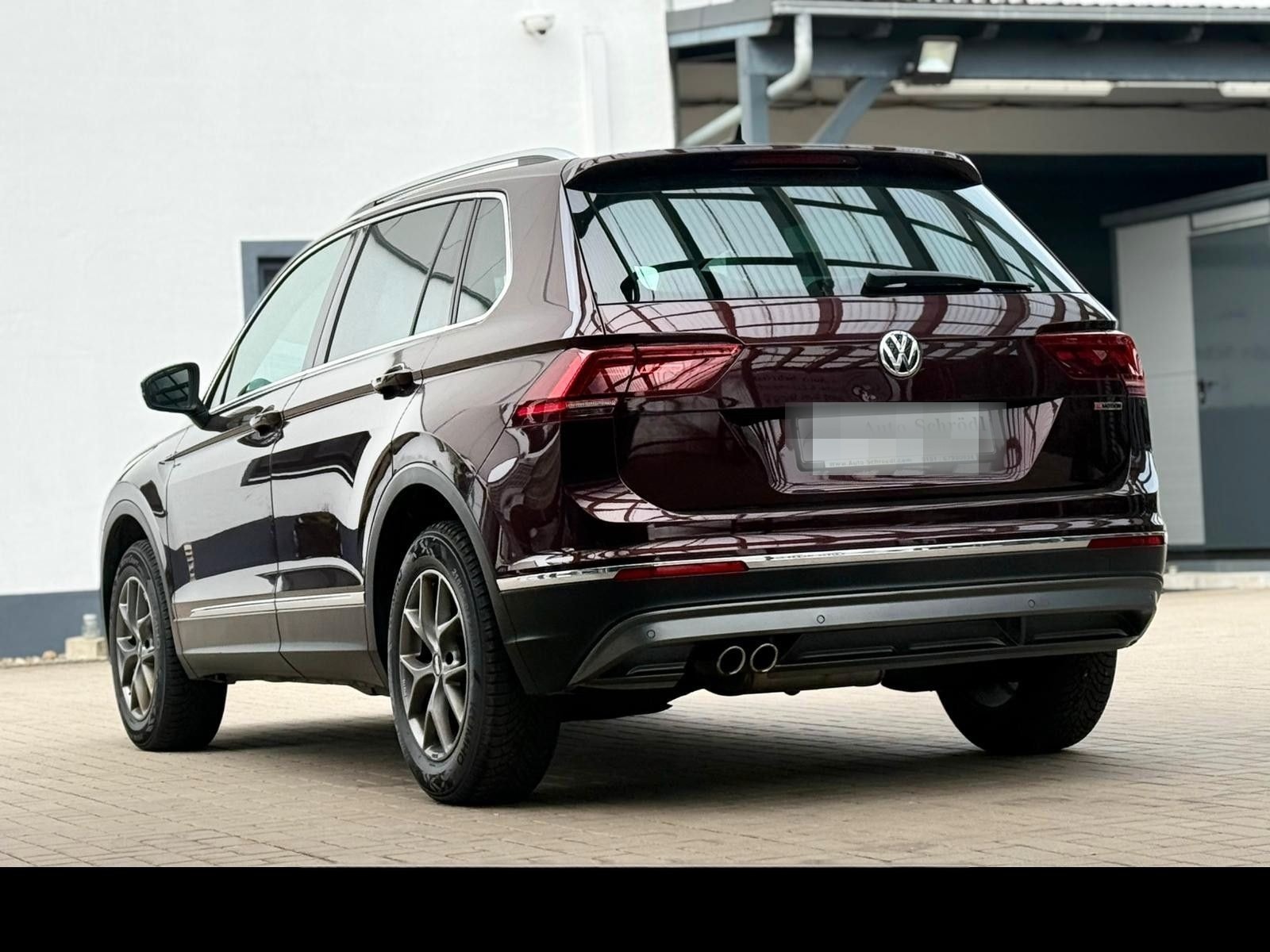 Volkswagen Tiguan Highline 2.0 TDI DSG 4MOTION, AHK, ACC foto 4