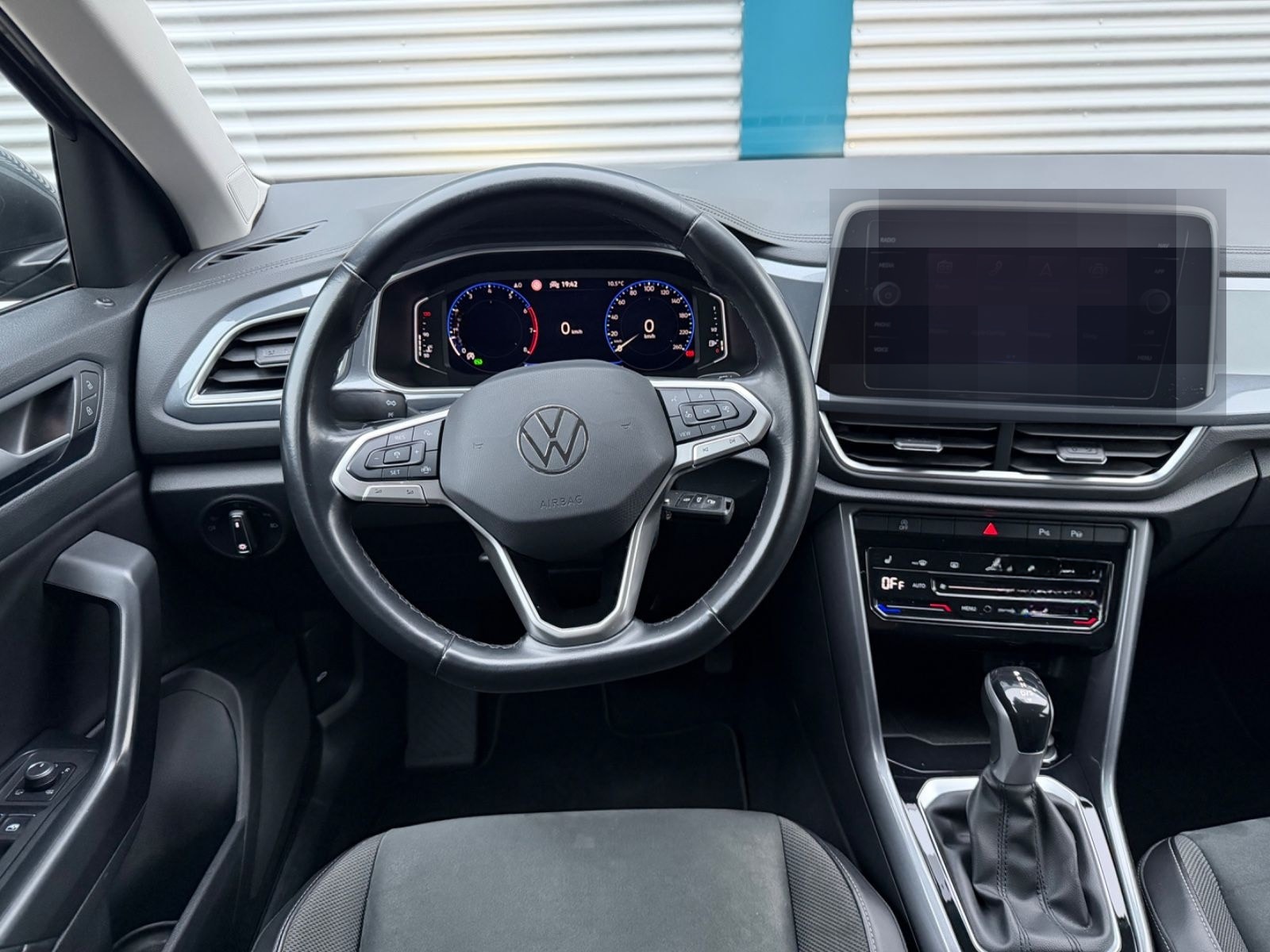 Volkswagen T-Roc Style *AHK*SHZ*LED*SCHECKHEFT*NAVI*DIGITAL foto 18