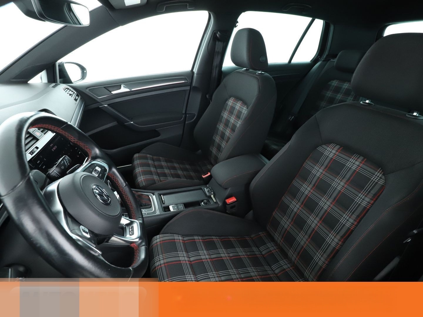 Volkswagen Golf VII 2.0 TSI GTI Performance BM Aut.*NAVI* foto 10