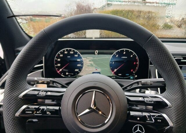 Mercedes-Benz E 220 d 4MT/AMG/Burmester Keyless/360/AHK/Standh foto 12