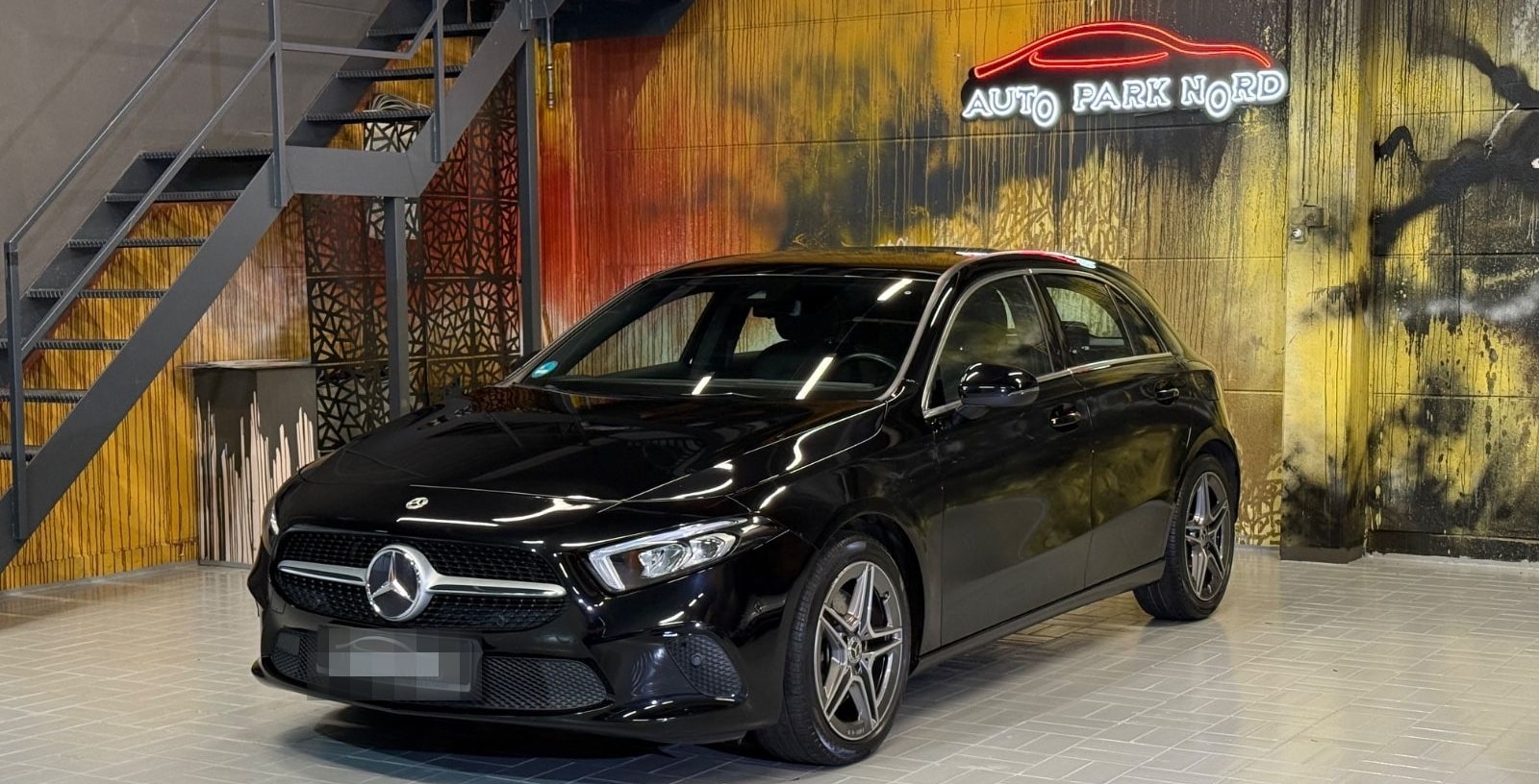 Mercedes-Benz A 250 4Matic Aut.~NAVI~TEILLEDER~LED~AMG FELGEN~ foto 3