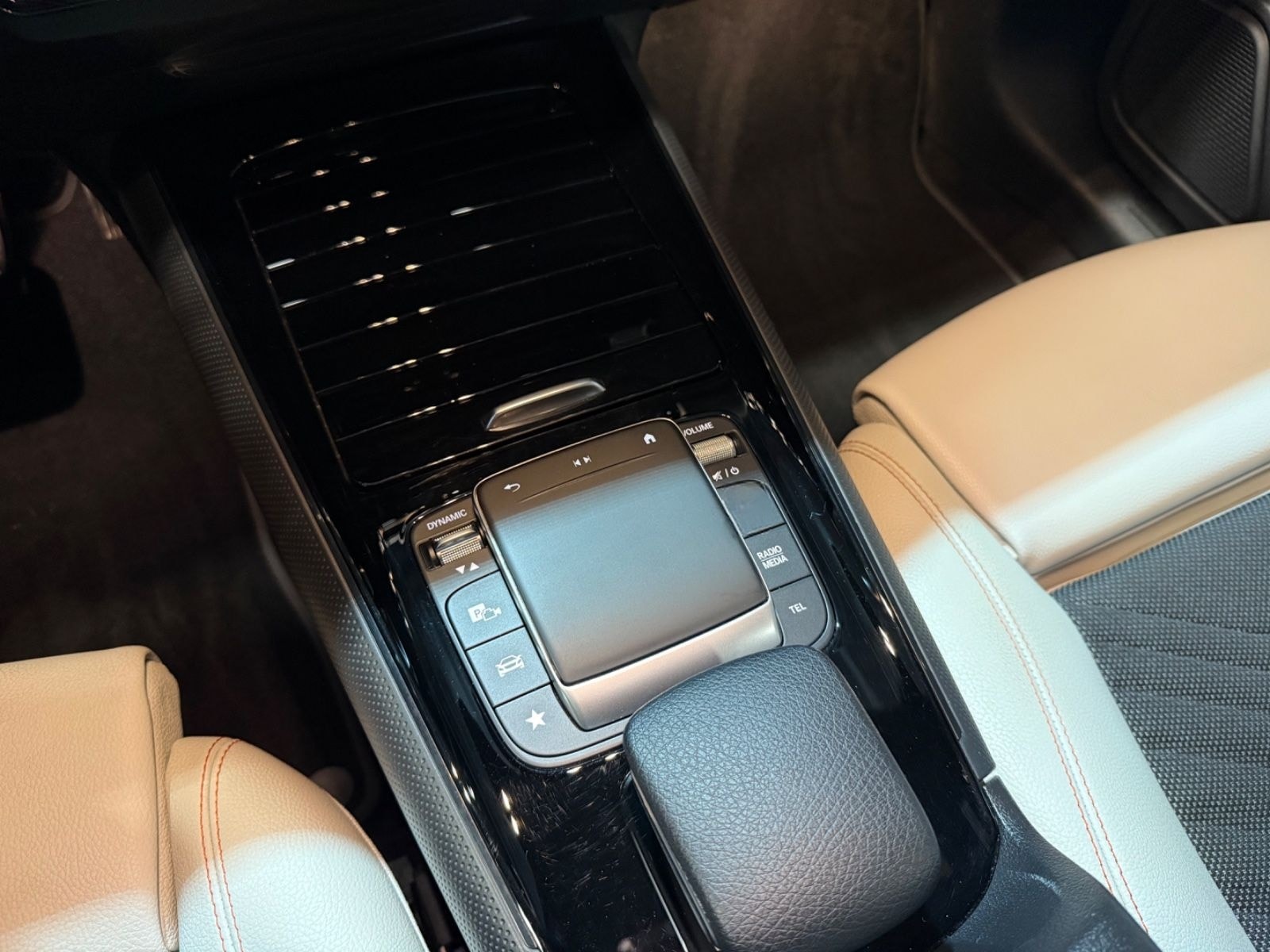 Mercedes-Benz B 200 Aut.~NAVI~KAMERA~LED~MB GARANTIE 05/26 foto 21