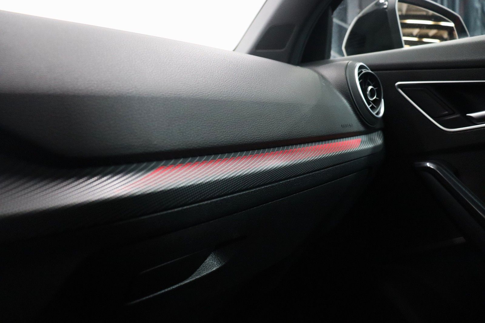 Audi Q2 S-Line*DIGITAL-COCKPIT*NAVI*ACC*KAMERA*SHZ foto 24