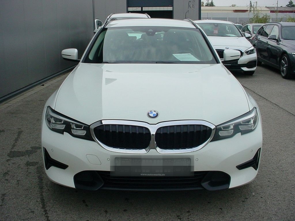 BMW 318d*Sport Line*Navi*DAB*LED*AHK* foto 3