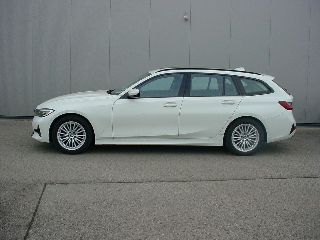 BMW 318d*Sport Line*Navi*DAB*LED*AHK* foto 5
