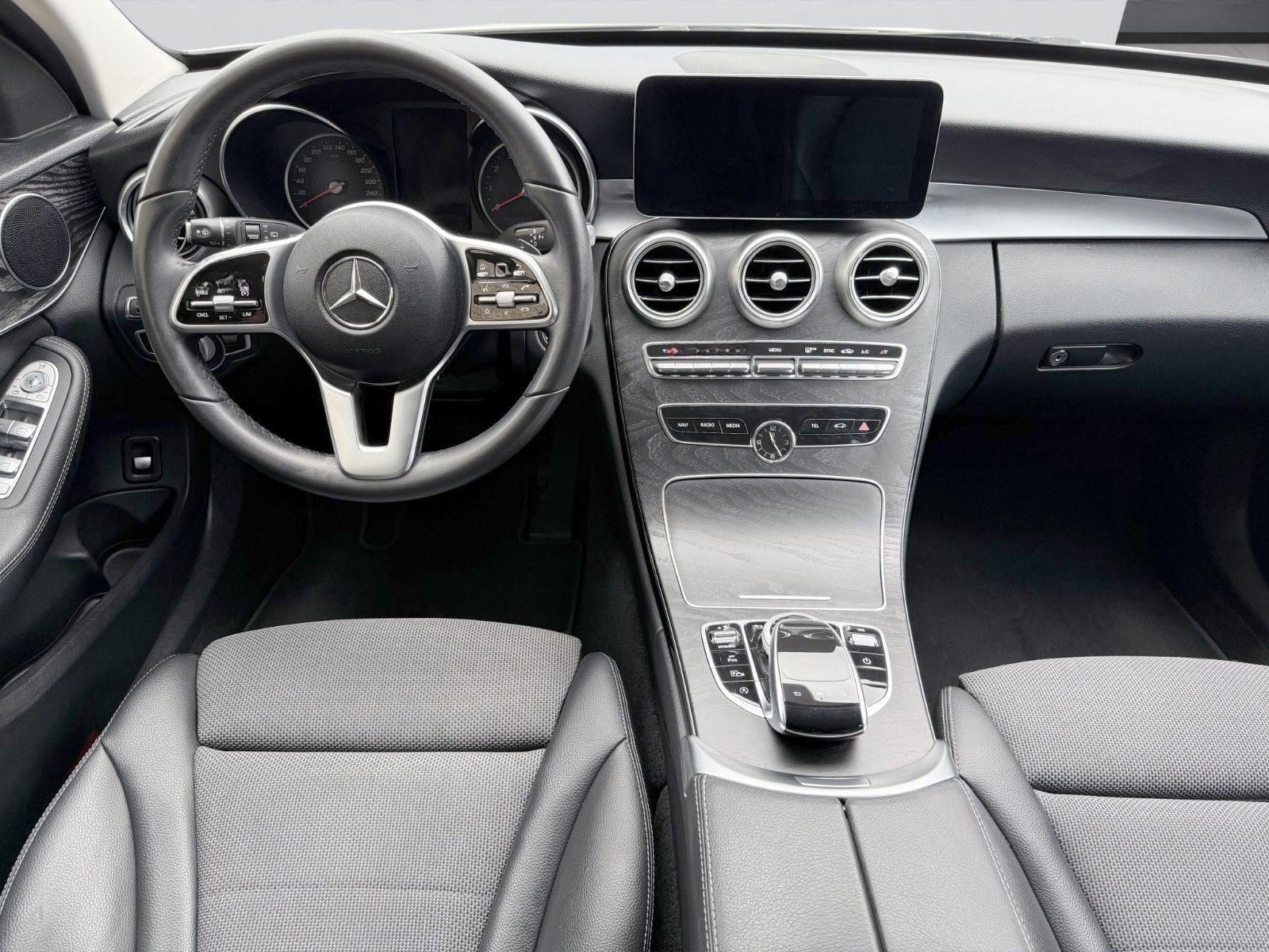 Mercedes-Benz C 180 T CGI Automatik, erst 49Tkm foto 10