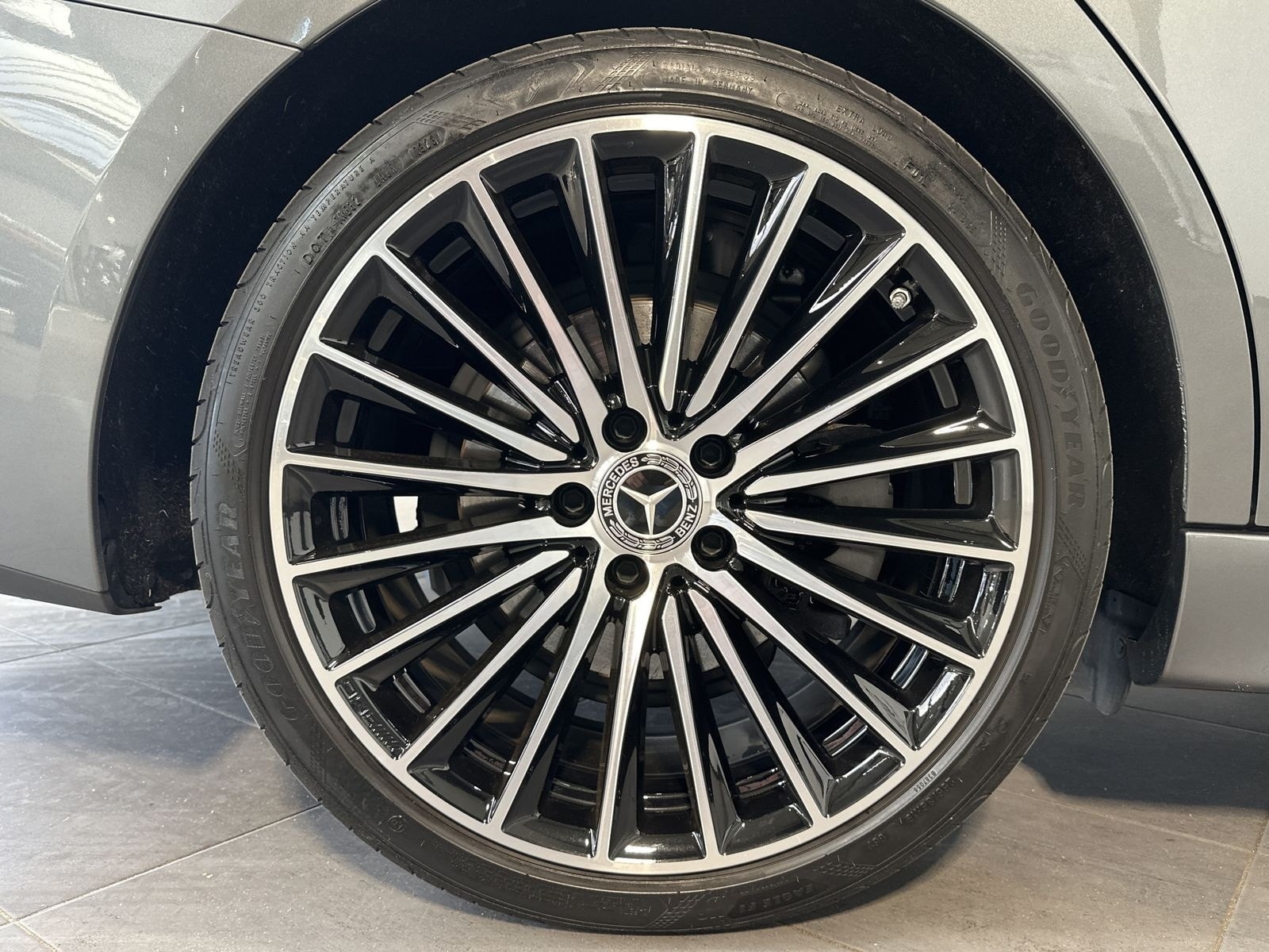 Mercedes-Benz C 220d T AMG-Line NAV+LED+360°+HEADUP+PANO+VCOCK foto 3