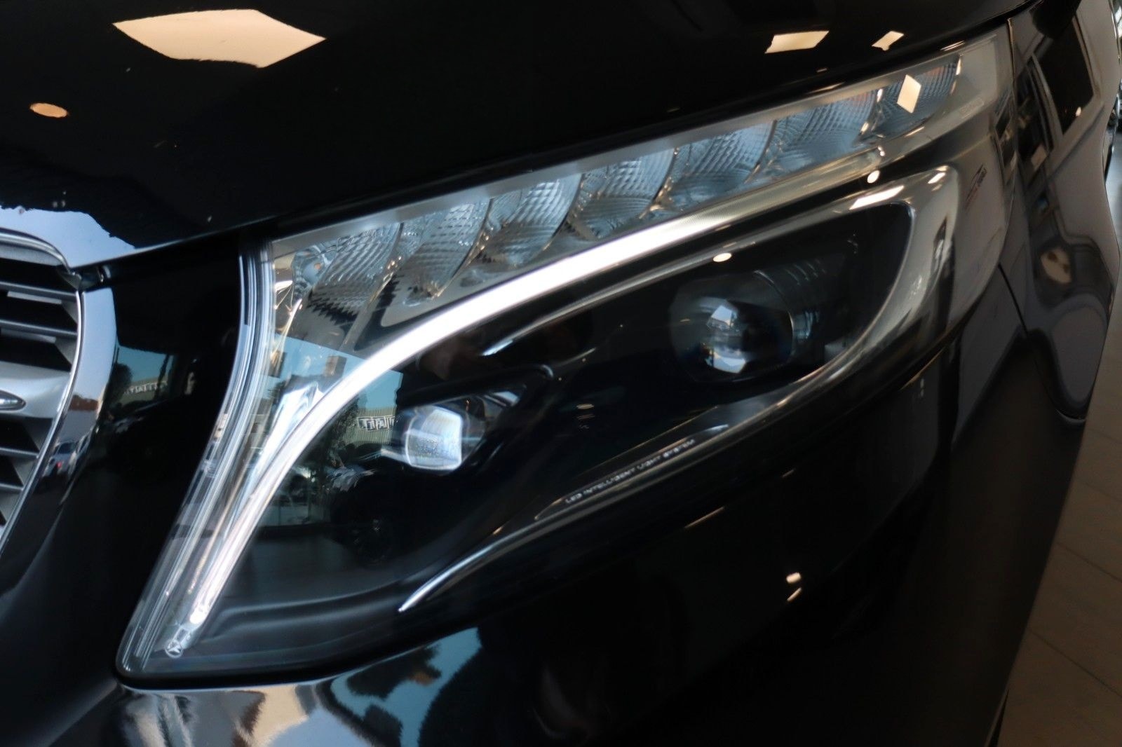 Mercedes-Benz V 250 d AVANTGARDE extra lang 8-SITZR./VOLLEDER foto 23