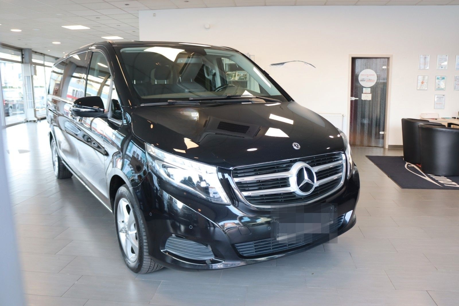 Mercedes-Benz V 250 d AVANTGARDE extra lang 8-SITZR./VOLLEDER foto 4