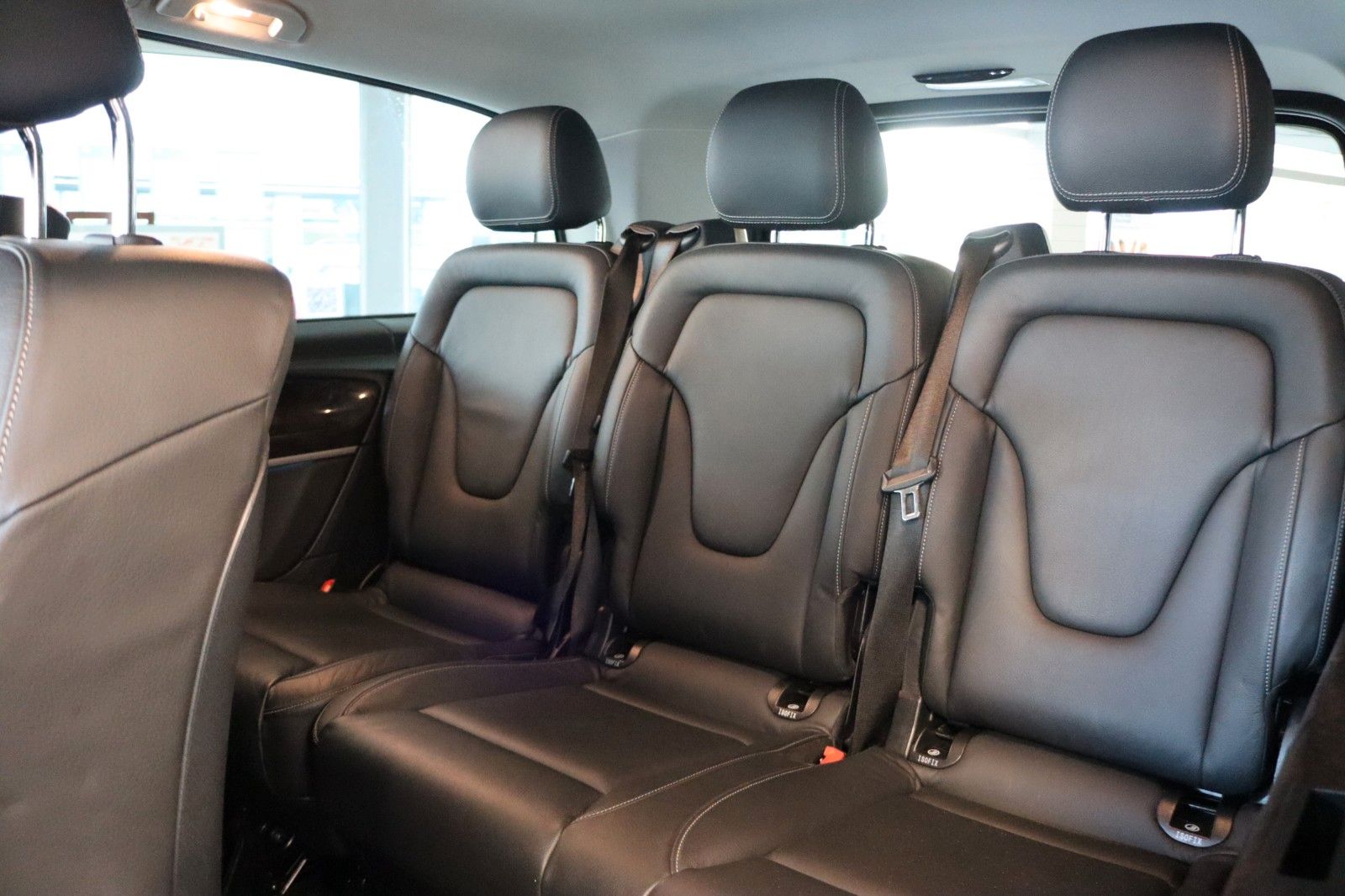 Mercedes-Benz V 250 d AVANTGARDE extra lang 8-SITZR./VOLLEDER foto 10