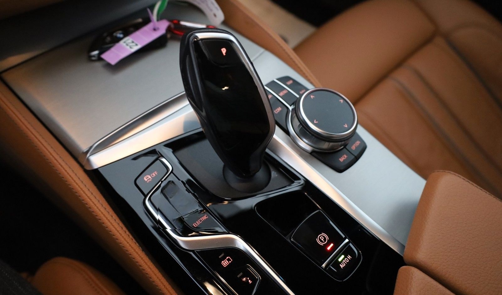 BMW 530 e Luxury Line Lim.,Leder,Kamera,HUD,Panorama foto 18