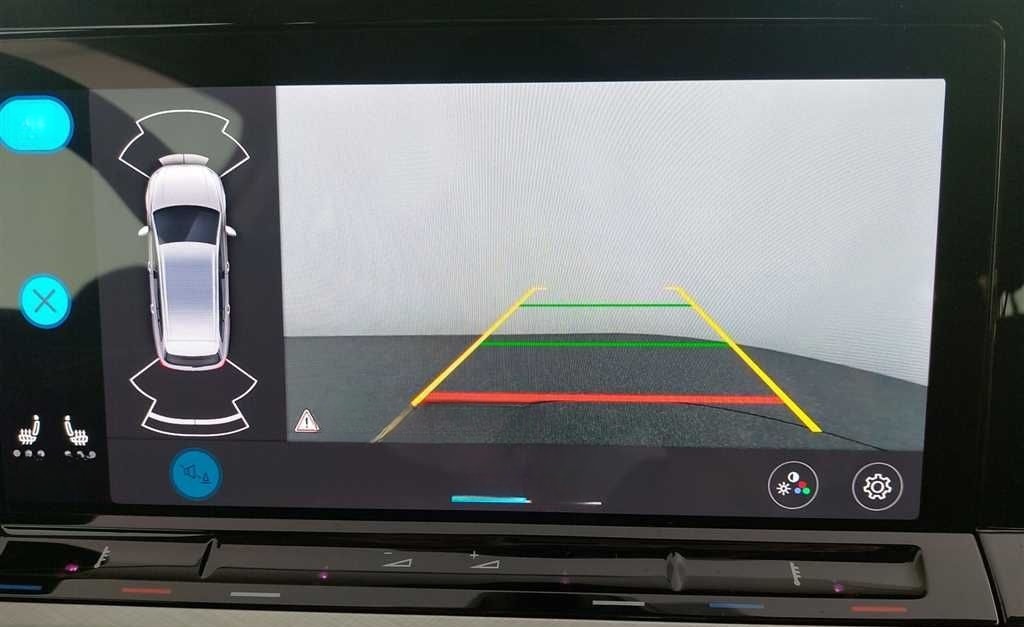 Volkswagen Golf Variant Life 1.0 TSI Navi Winterpaket foto 12