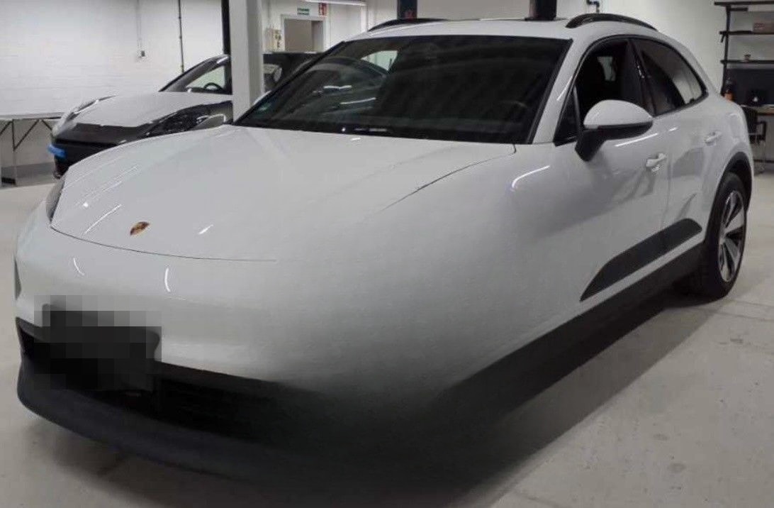 Porsche Macan Electric Basis*PASM*Panorama*Dachreling* foto 1