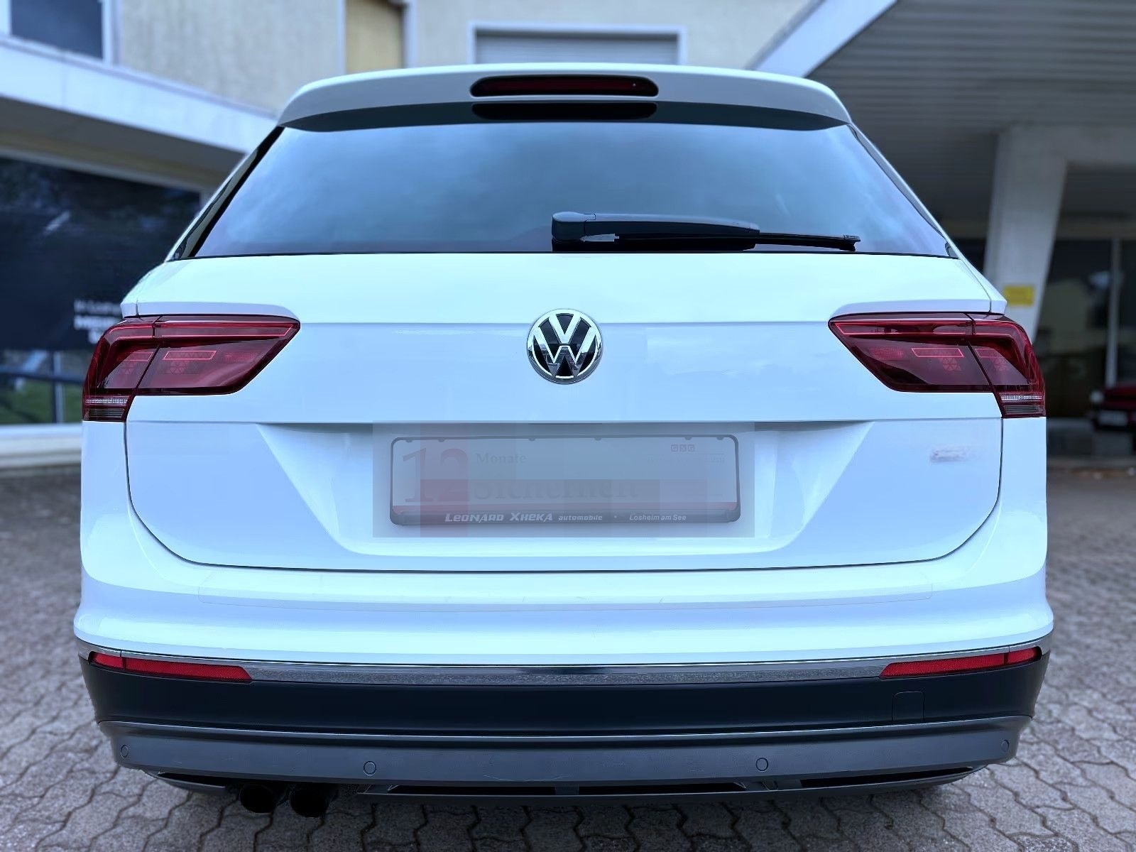 Volkswagen Tiguan 2.0 TSI 4MOTION Aut. Navi LED Alu Tüv NEU foto 8