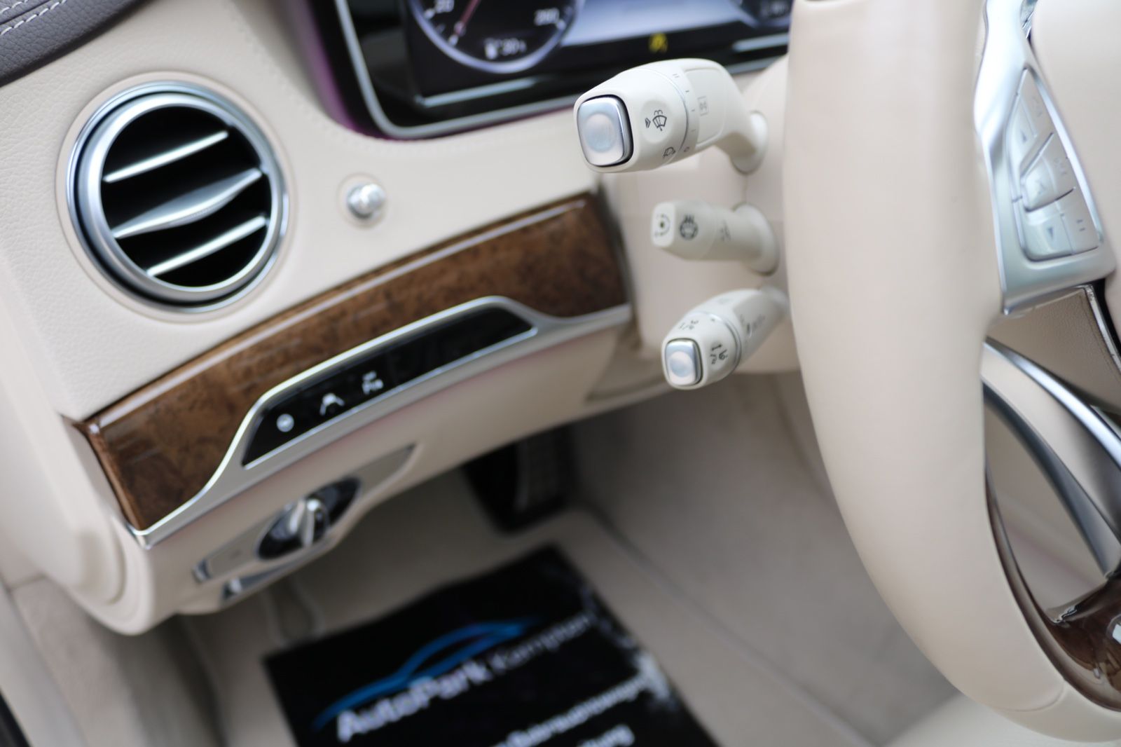 Mercedes-Benz S 500 4Matic V8 AMG Line** foto 10