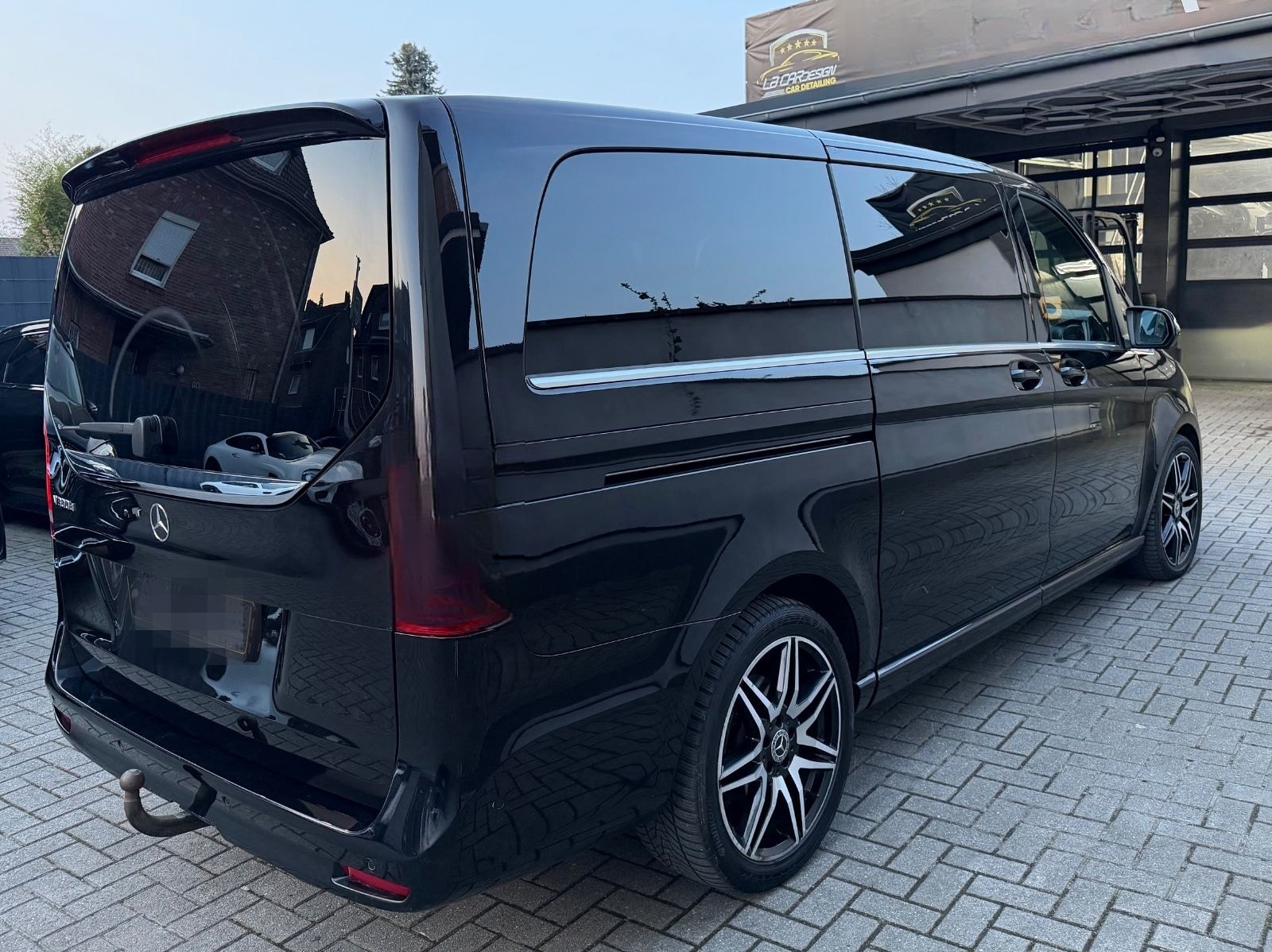 Mercedes-Benz V 300 d Lang Amg Line Service Neu AHK 7xPlatz foto 4