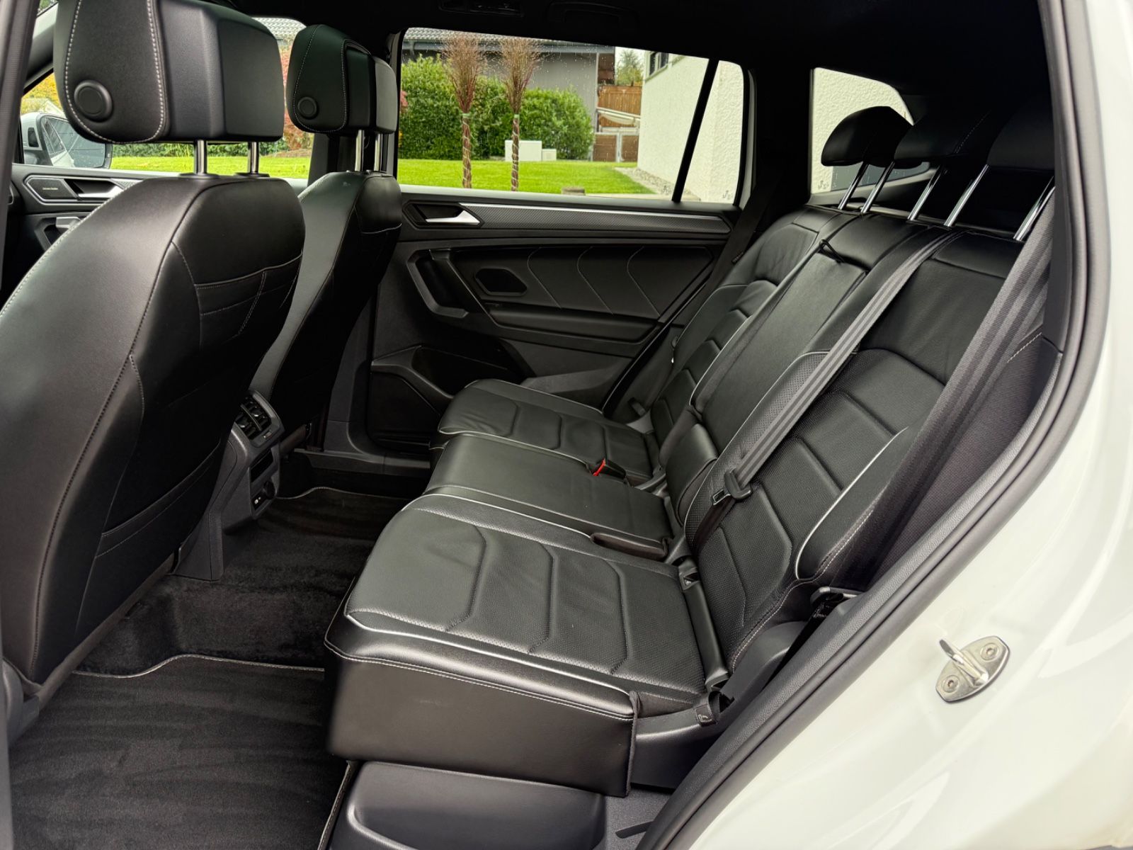 Volkswagen Tiguan Allspace R-Line Pano ActiveDsp HeadUp foto 14