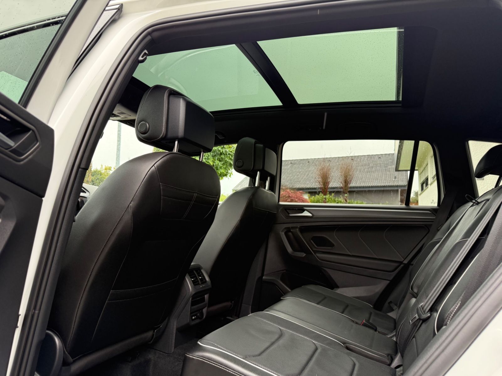 Volkswagen Tiguan Allspace R-Line Pano ActiveDsp HeadUp foto 22