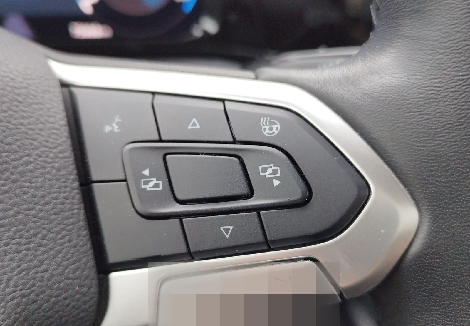 Volkswagen Golf VIII Active 1.5 TSI AHK/LED+/RFK/SHZ/DAB+ foto 20