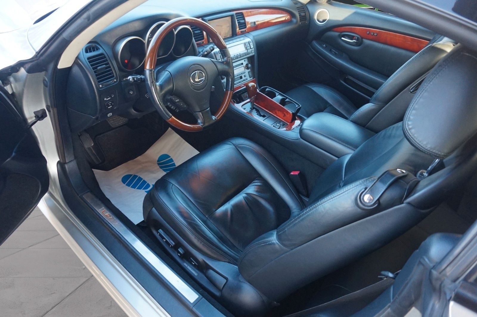 Lexus SC 430 V8 Cabrio*Navi~Leder Schwarz~Mark Le~Gel. foto 4