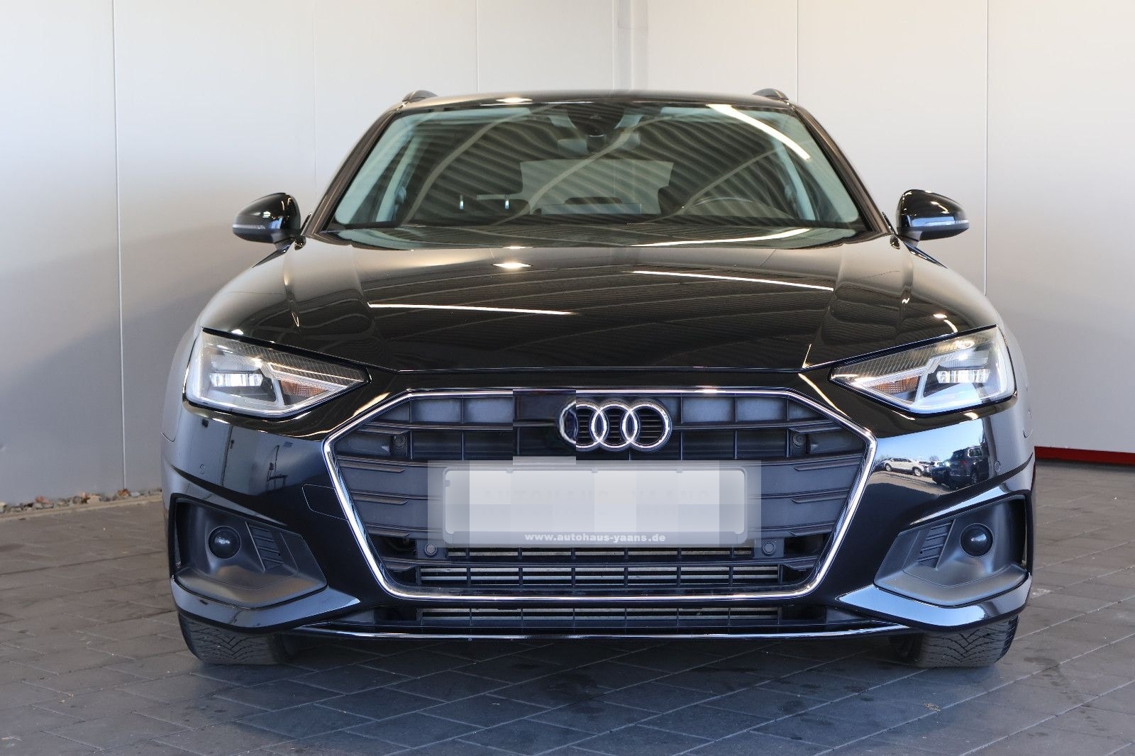 Audi A4 Avant 35 TFSI CARPLAY+FRONT+KEY+LED+17" foto 2