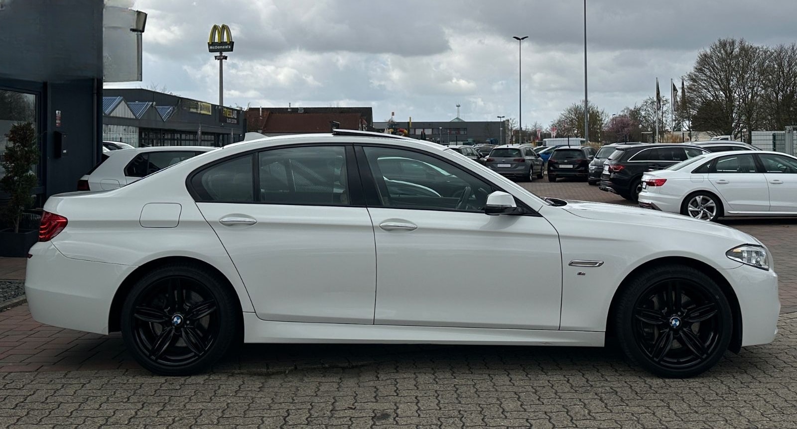 BMW 530d M Sport*NAVI*LEDER*VOLL-LED*HUD*SHD*R-CAM* foto 10