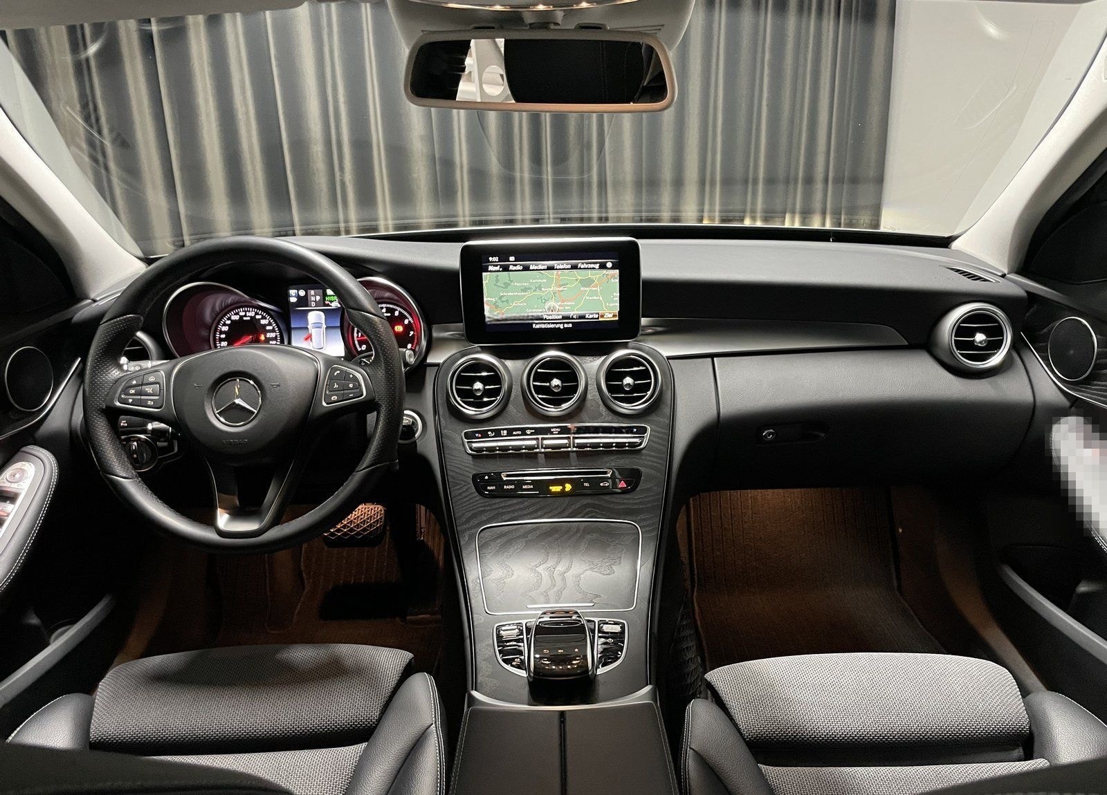 Mercedes-Benz C 350 e T Avantgarde Pano/Distr./COMAND/Totw/LED foto 5