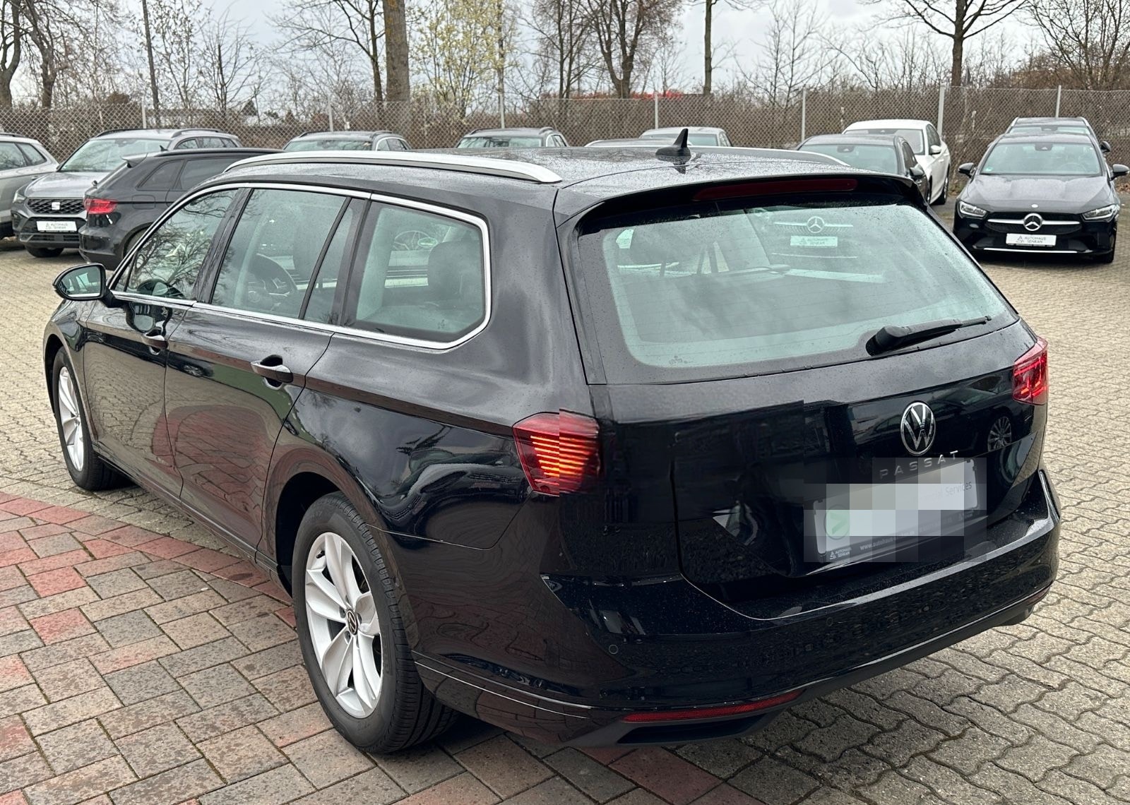 Volkswagen Passat 2.0 TDI DSG Variant Business*PANO*R-CAM* foto 3