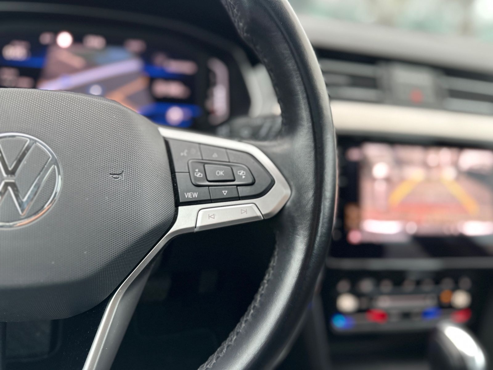 Volkswagen Passat 2.0 TDI DSG Variant Business*PANO*R-CAM* foto 22