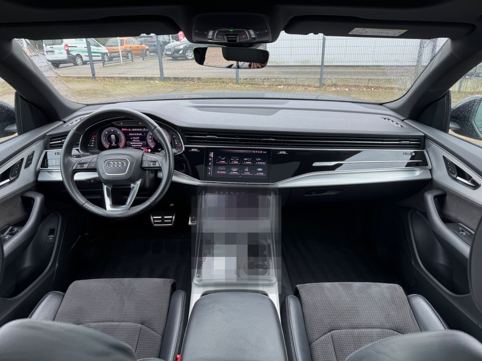 Audi Q8 50 TDI quattro foto 11
