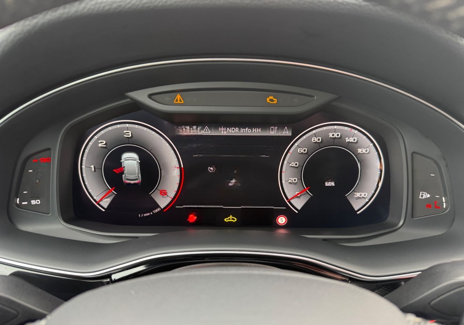 Audi Q8 50 TDI quattro foto 14