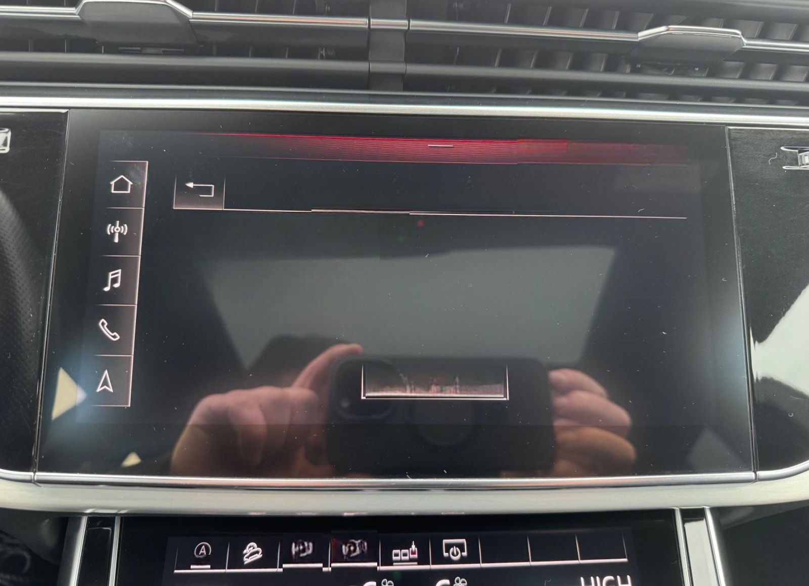 Audi Q8 50 TDI quattro foto 22