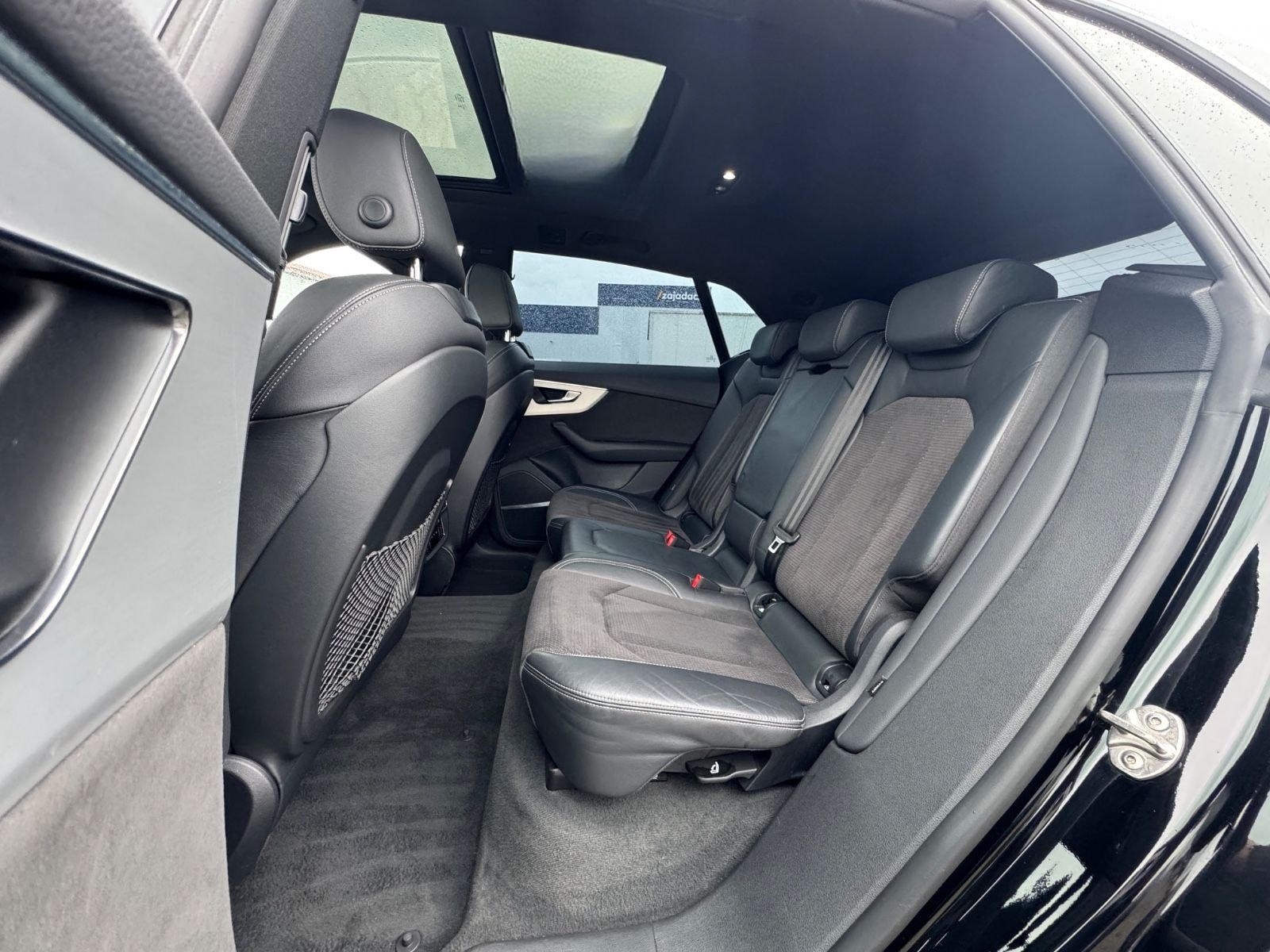 Audi Q8 50 TDI quattro foto 8