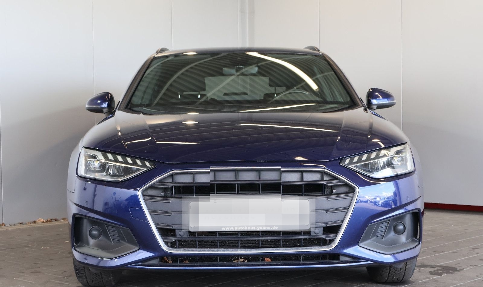 Audi A4 35 TDI NAVI+LANE+LED+AMBIENT+ALU+AHK foto 2