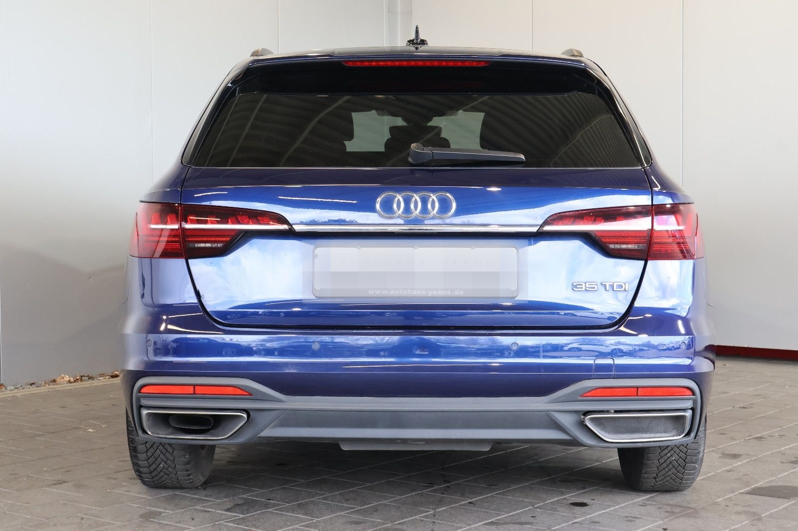 Audi A4 35 TDI NAVI+LANE+LED+AMBIENT+ALU+AHK foto 5
