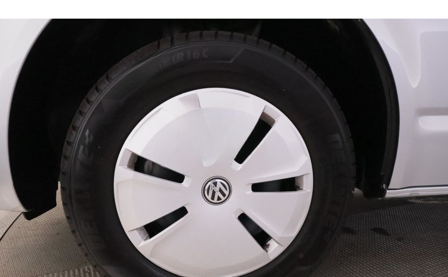 Volkswagen Transporter T6.1 2.0TDI Caravelle lang 9-SITZE+K foto 16