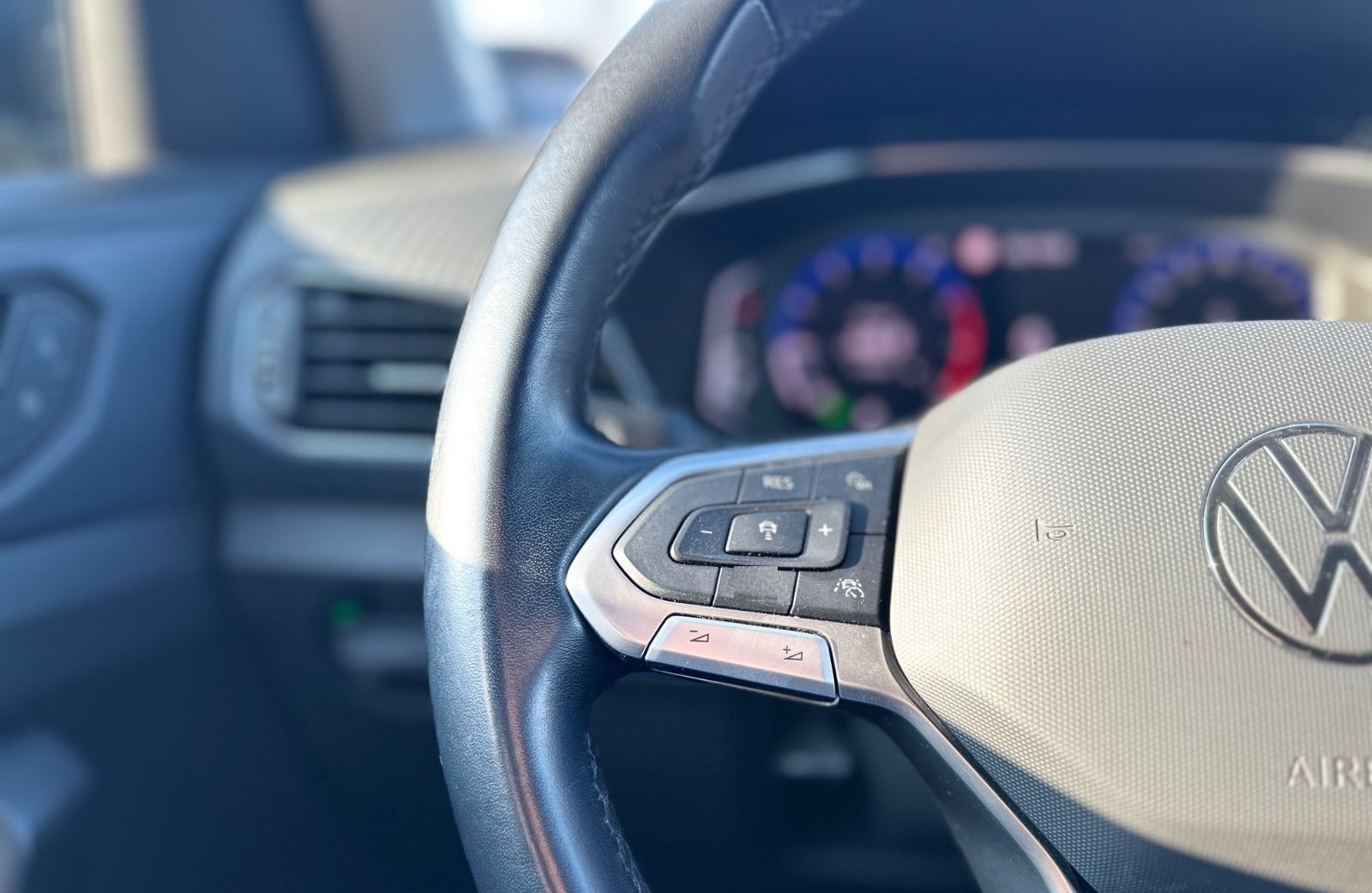 Volkswagen T-Cross 1.0 TSI DSG R-LINE*VIRTUAL*ACC*LED*NAVI* foto 22