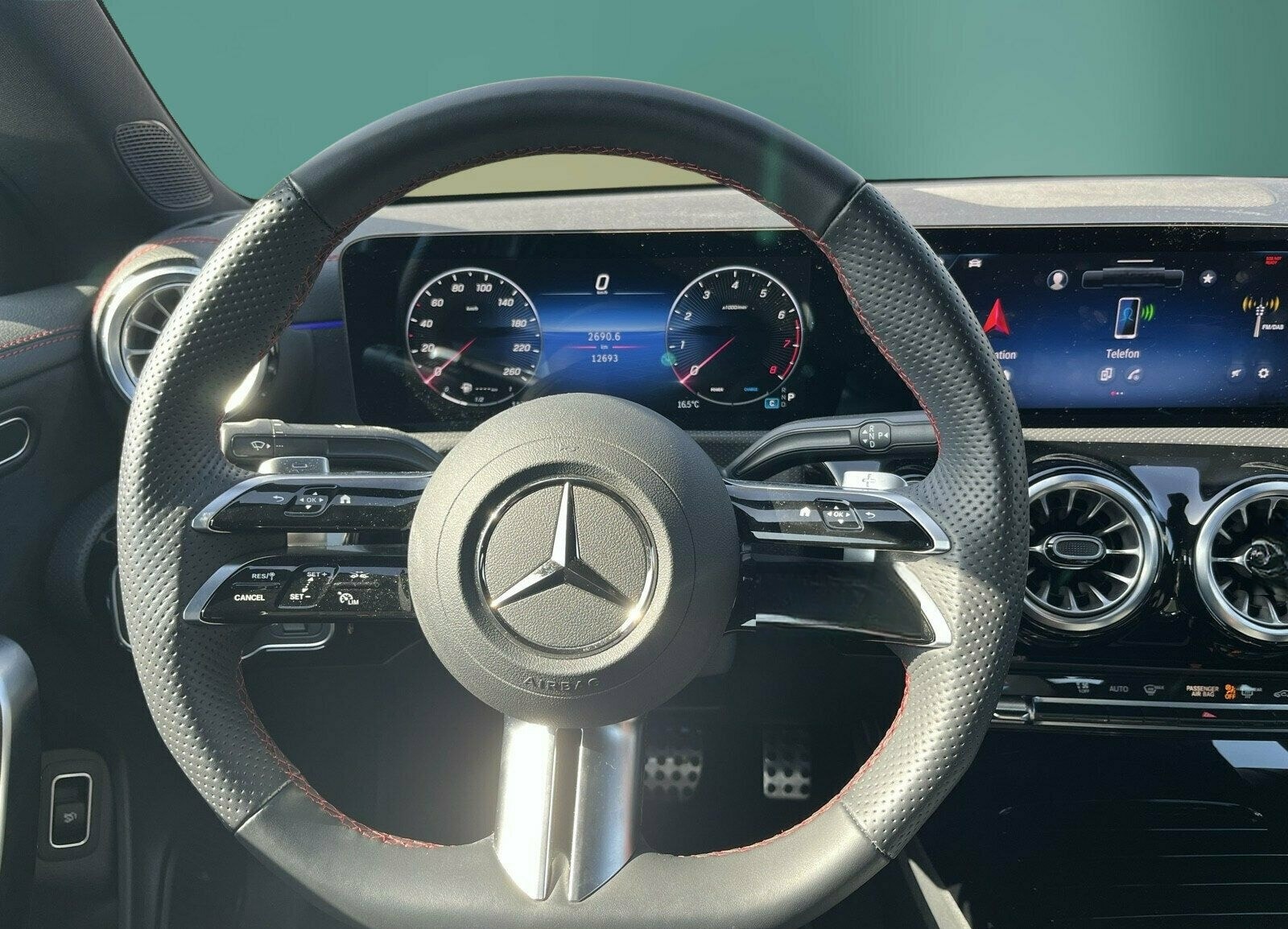 Mercedes-Benz CLA 200 AMG+PANO+KAM+AMBI+LENKHZ+KEYL+SPUR/BREMS foto 12