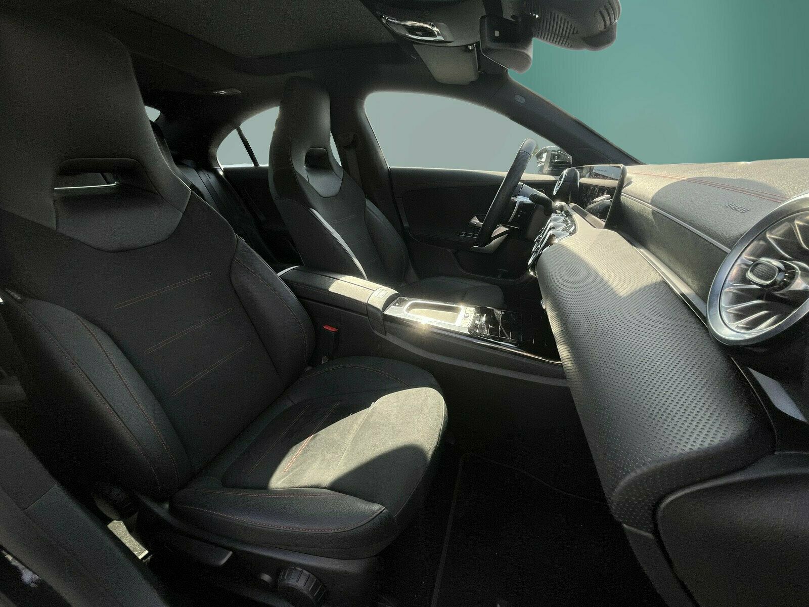 Mercedes-Benz CLA 200 AMG+PANO+KAM+AMBI+LENKHZ+KEYL+SPUR/BREMS foto 10