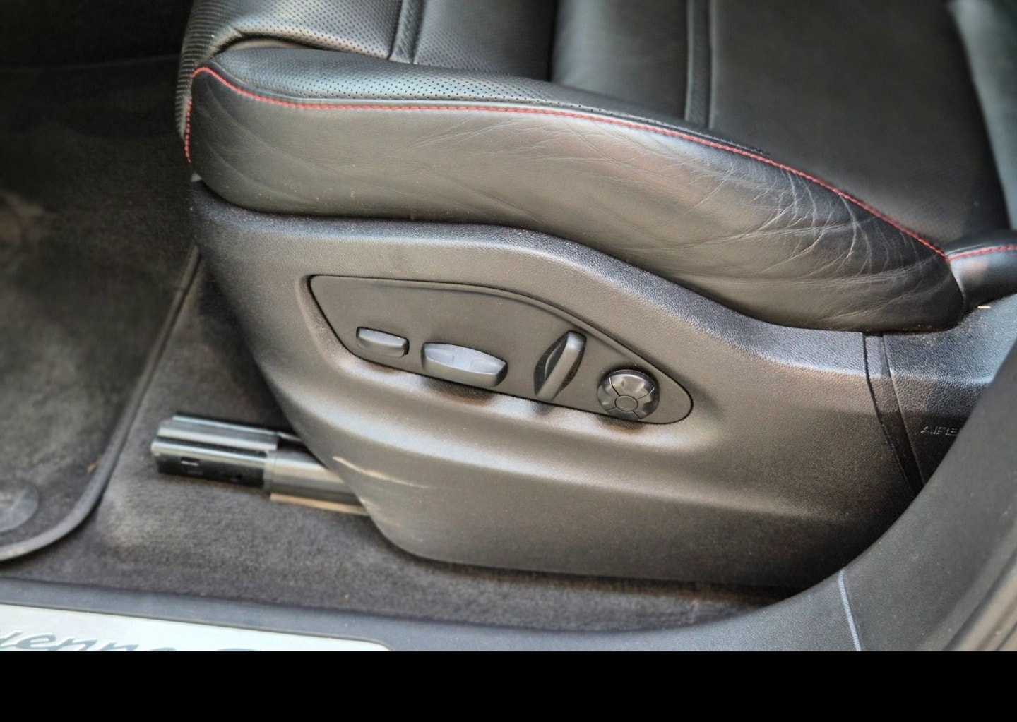 Porsche Cayenne S foto 14