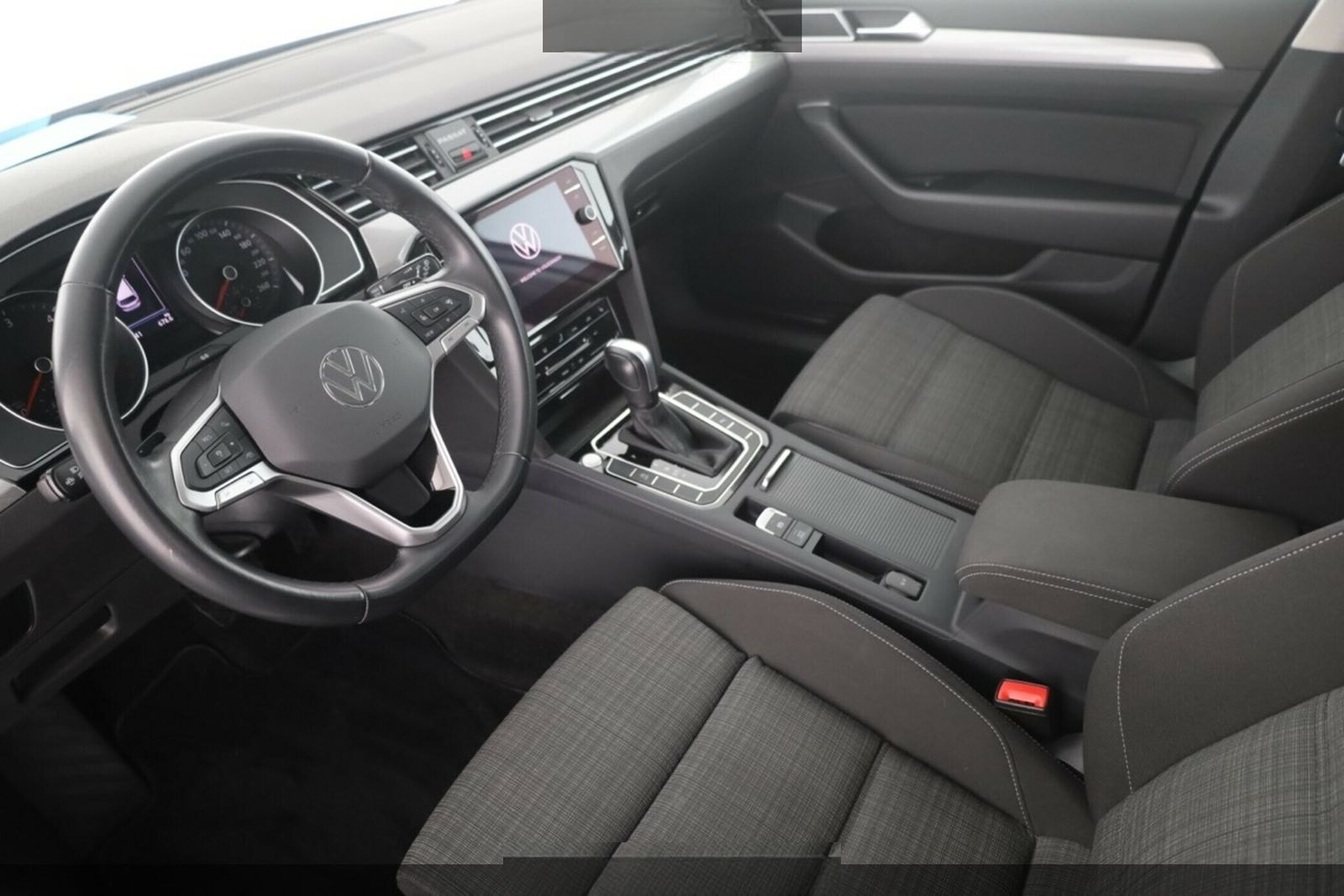 Volkswagen Passat Variant 2.0 TDI Business #AHK#LED#ACC#SHZ foto 10