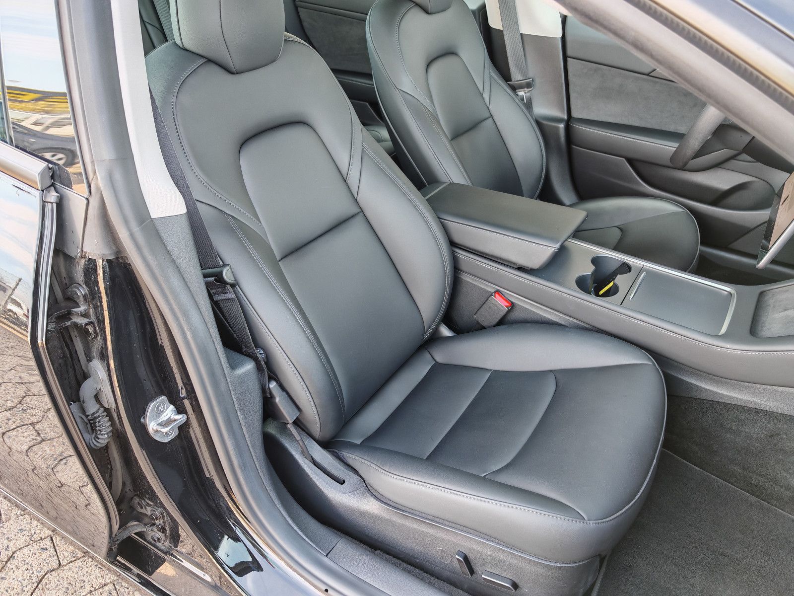 Tesla Model 3 Long Range AWD / 20" foto 6