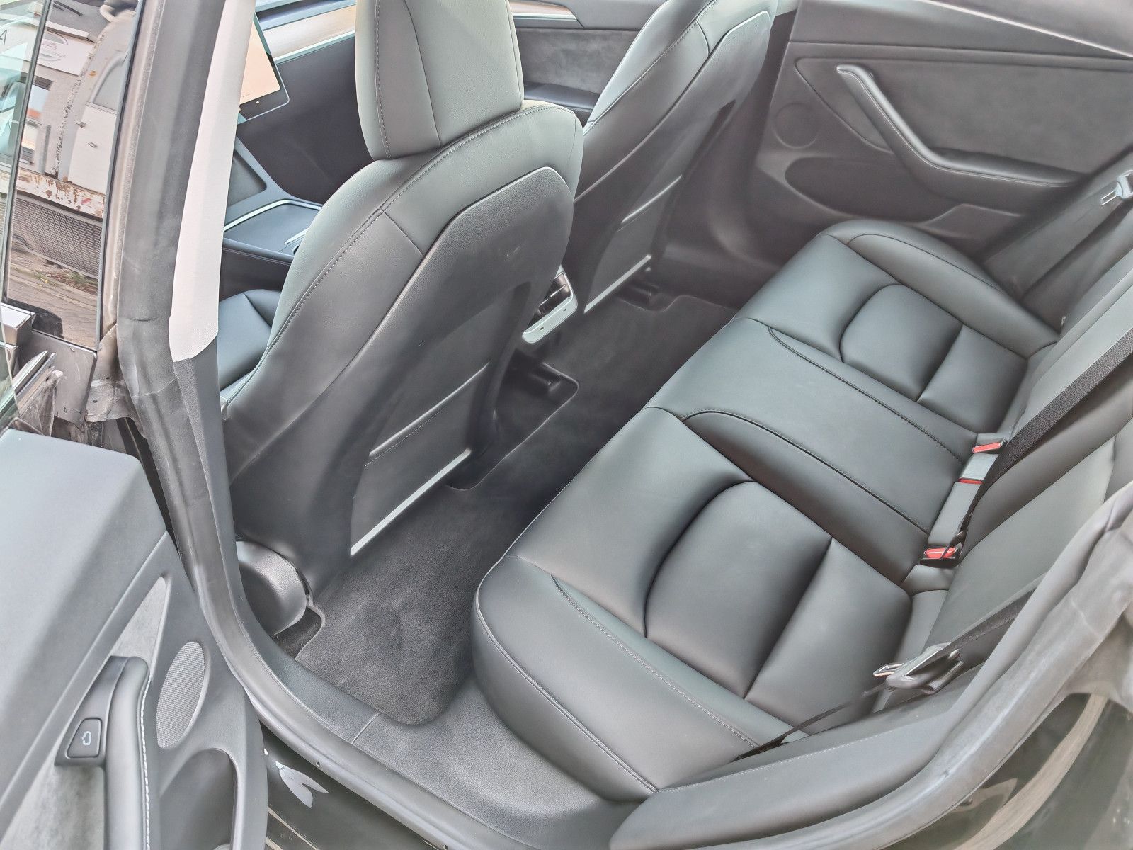 Tesla Model 3 Long Range AWD / 20" foto 7