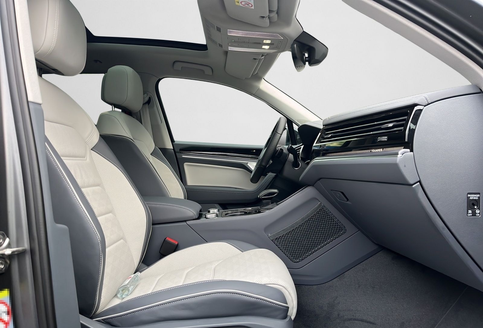 Volkswagen Touareg R-Line 3.0 l V6 TDI 4MOTION / LED / Clim foto 4