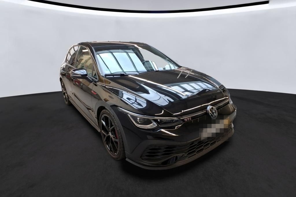 Volkswagen Golf VIII GTI Clubsport 2.0 TSI BLACKSTYLE AKRA foto 2
